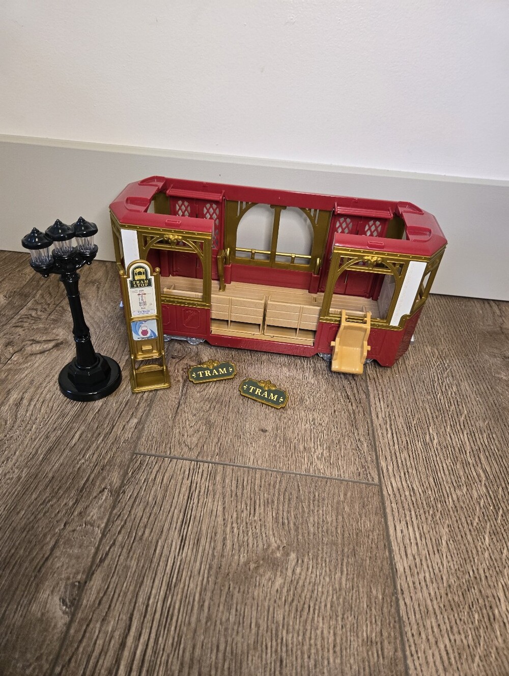 Rare Calico Critters Town Series Ride Along Tram + Street Lamp Retired Sylvanian